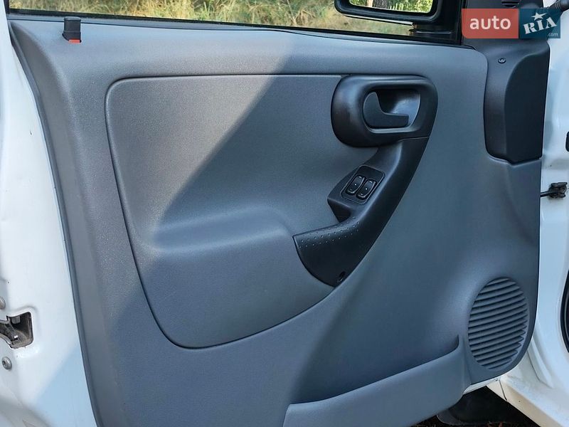Мінівен Opel Combo 2004 в Черкасах