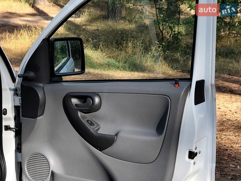 Мінівен Opel Combo 2004 в Черкасах