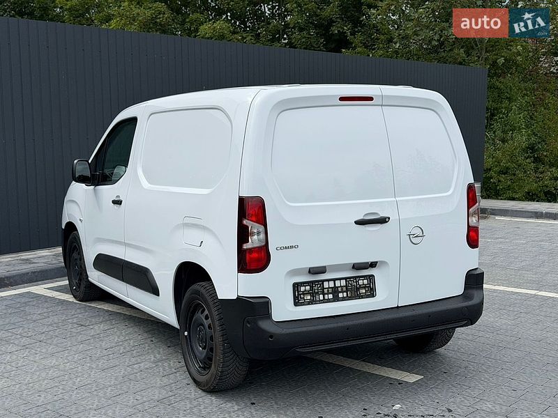 Вантажний фургон Opel Combo 2024 в Самборі