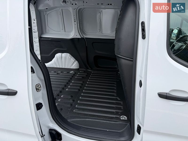 Вантажний фургон Opel Combo 2024 в Самборі