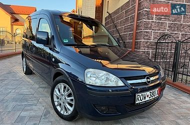 Мінівен Opel Combo 2010 в Ковелі Мінівен Opel Combo 2010 в Ковелі