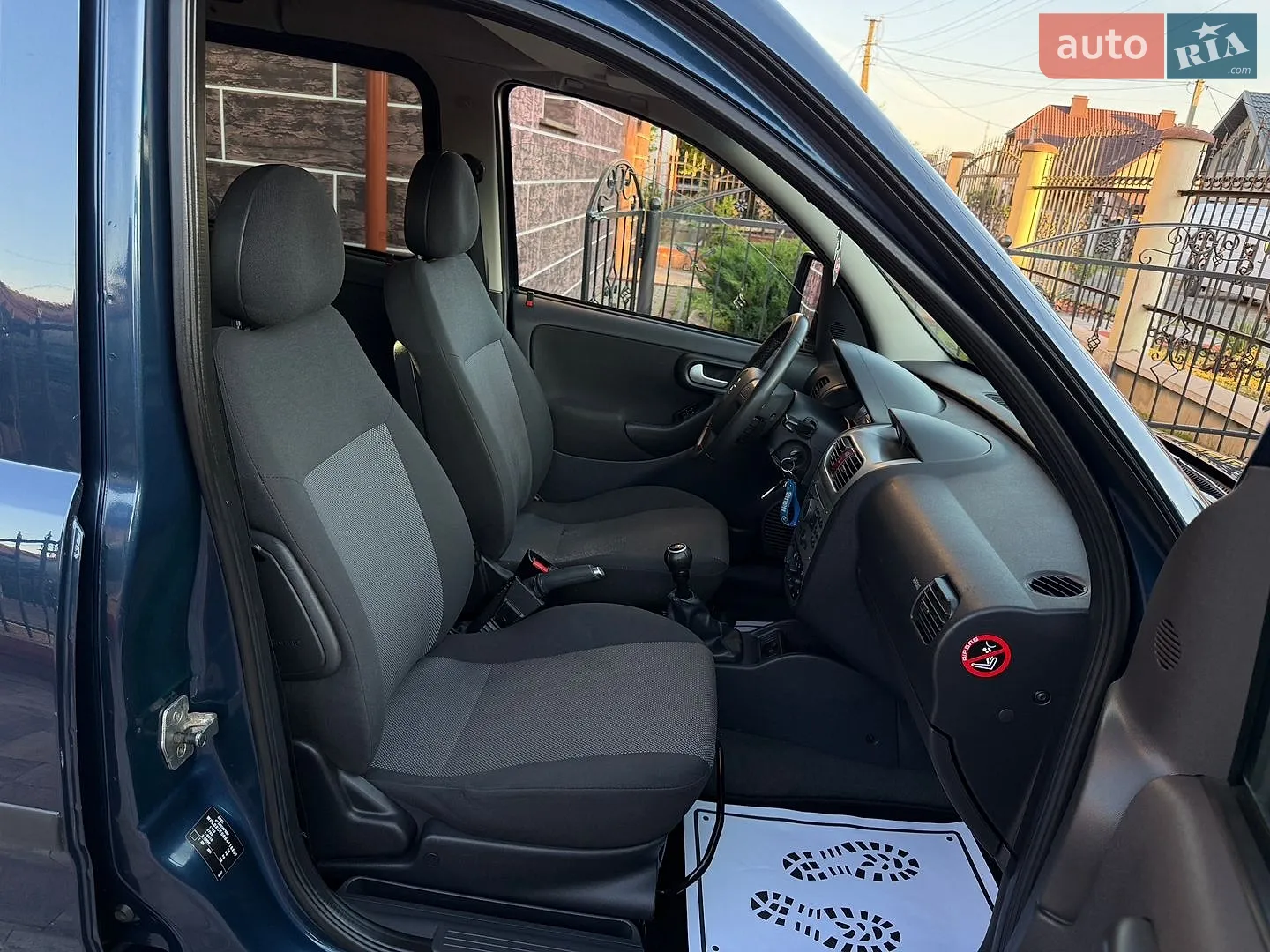 2010 Opel Combo - мініатюра 48