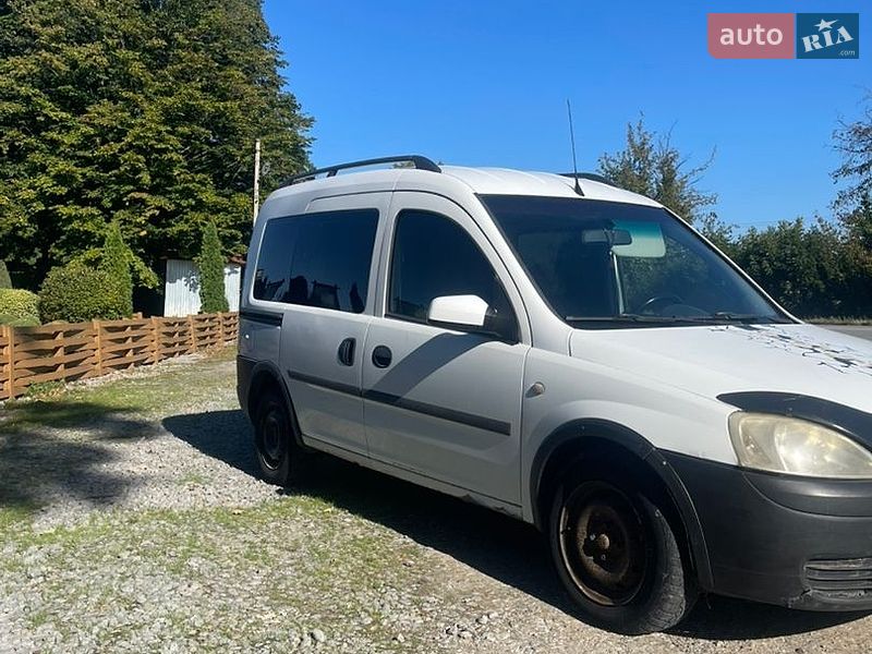 Минивэн Opel Combo 2003 в Черновцах