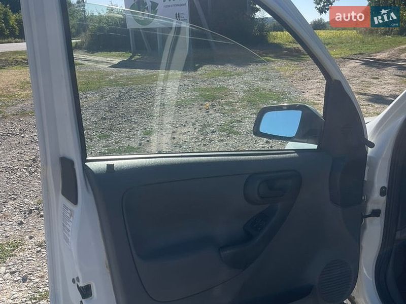 Минивэн Opel Combo 2003 в Черновцах
