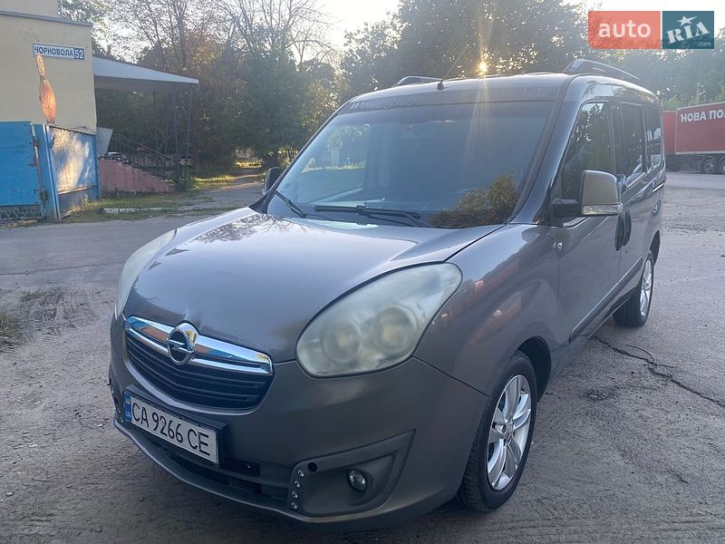 2012 Opel Combo, VIN W0L6AXD1BC9502427:plate — фото 1 (autoria)
