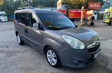 Мінівен Opel Combo 2012 в Києві