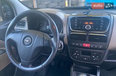 Мінівен Opel Combo 2012 в Києві