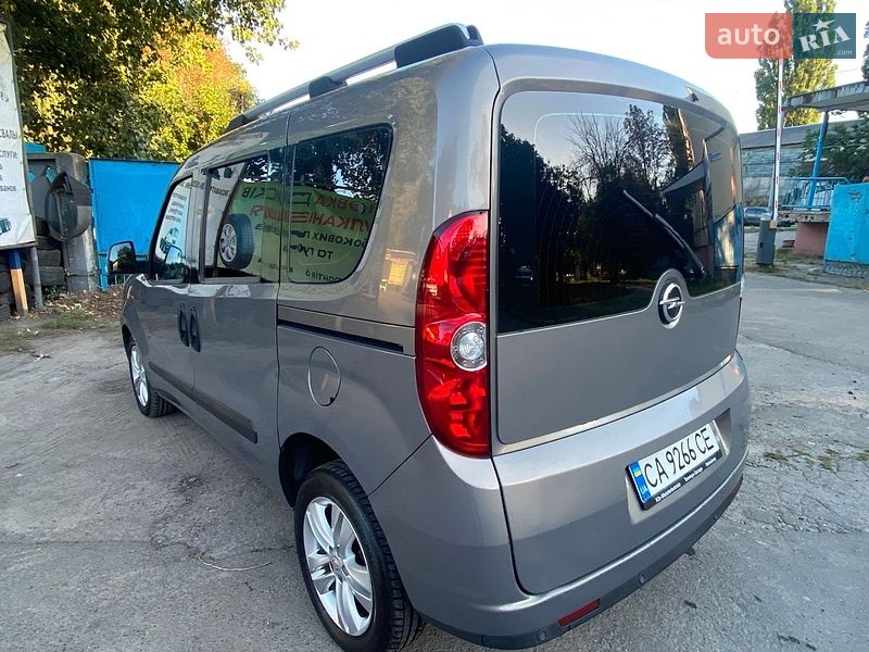 Мінівен Opel Combo 2012 в Києві
