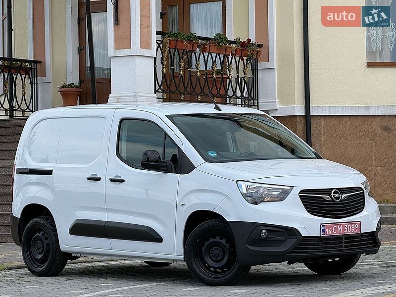 Opel Combo 2024