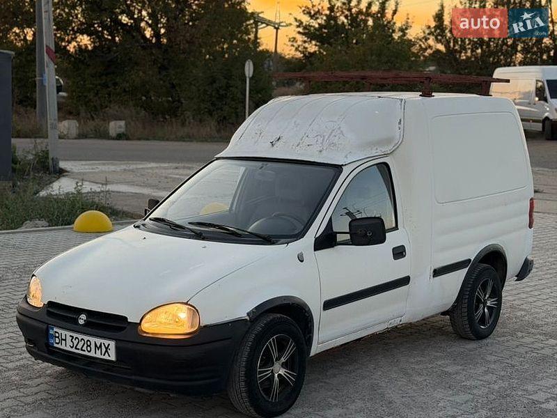 Грузовой фургон Opel Combo 1995 в Одессе