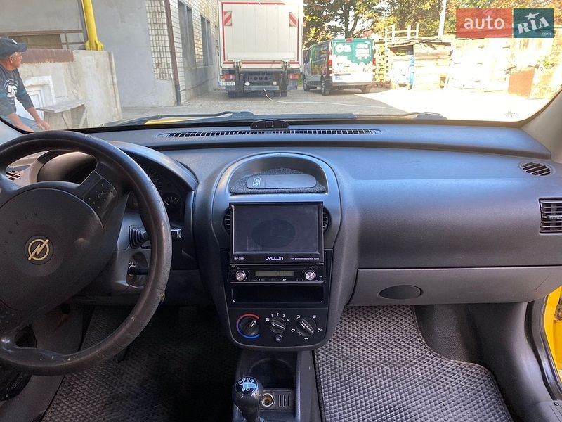 Мінівен Opel Combo 2002 в Чернівцях