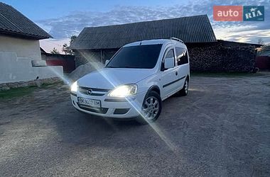 Мінівен Opel Combo 2005 в Сарнах фото 2 Мінівен Opel Combo 2005 в Сарнах