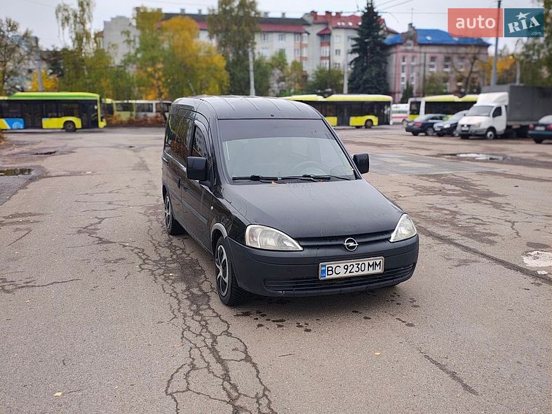 Мінівен Opel Combo 2006 в Львові