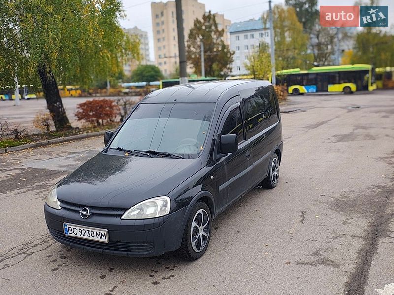 Мінівен Opel Combo 2006 в Львові