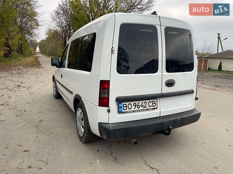 Мінівен Opel Combo 2006 в Теофіполі