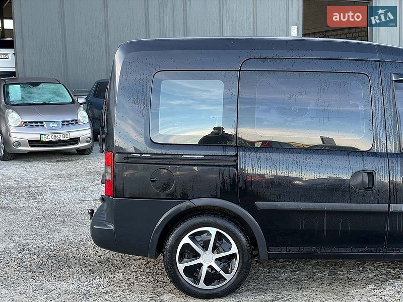 Минивэн Opel Combo 2006 в Львове