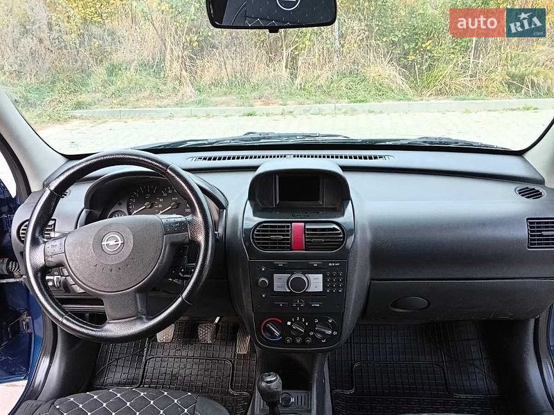 Минивэн Opel Combo 2009 в Черновцах
