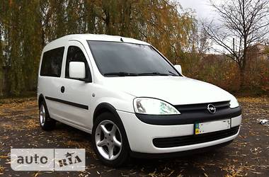 Универсал Opel Combo 2007 в Киеве