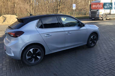 Хэтчбек Opel Corsa-e 2022 в 