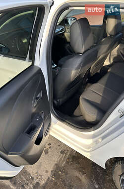 Хэтчбек Opel Corsa-e 2020 в 