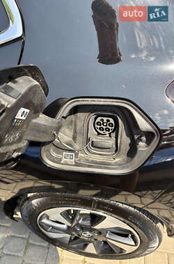 Хэтчбек Opel Corsa-e 2022 в 