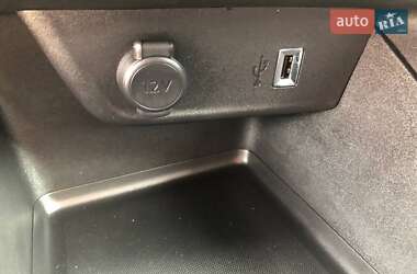 Хэтчбек Opel Corsa-e 2022 в 