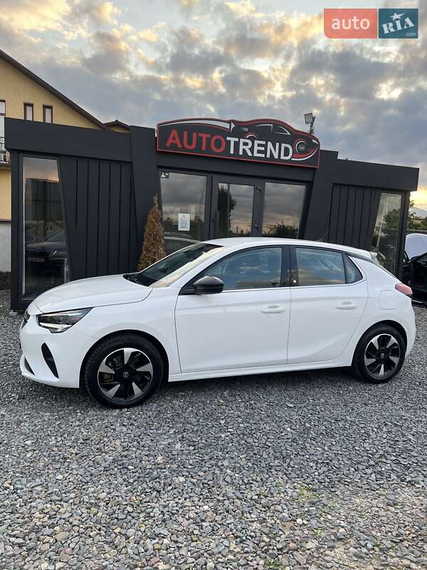 Хэтчбек Opel Corsa-e 2022 в Львове