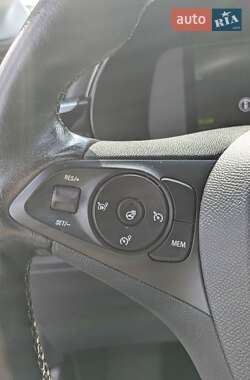 Хэтчбек Opel Corsa-e 2020 в 