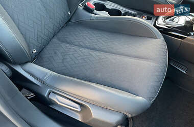 Хэтчбек Opel Corsa-e 2020 в 