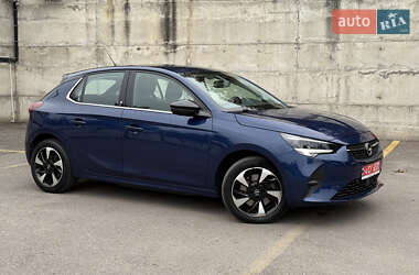 Хэтчбек Opel Corsa-e 2021 в 