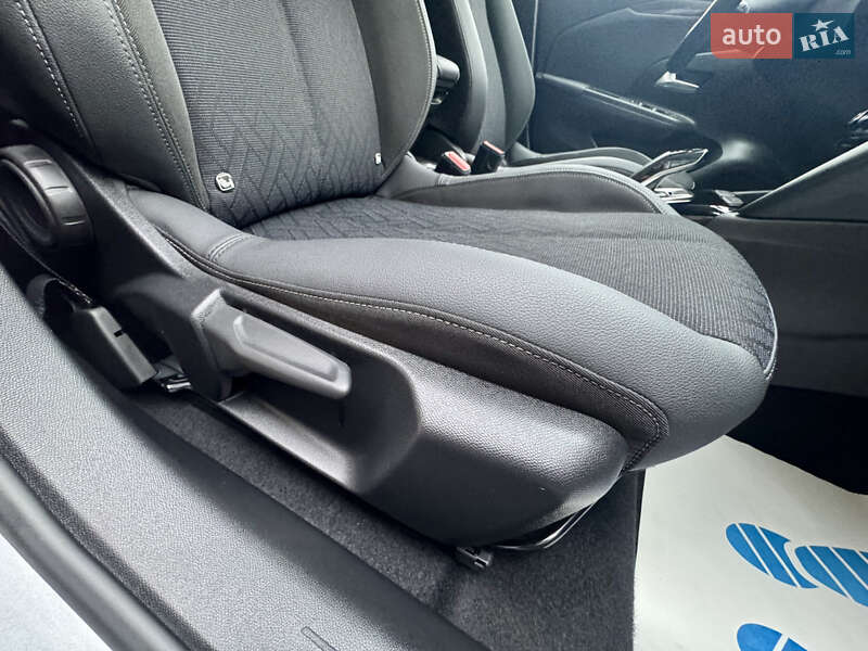 Хэтчбек Opel Corsa-e 2020 в Луцке фото 31 Хэтчбек Opel Corsa-e 2020 в Луцке