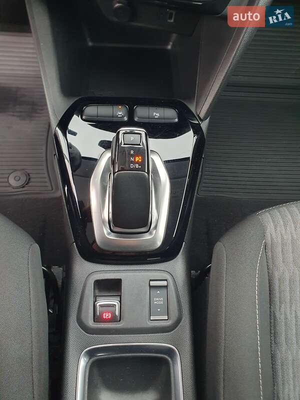 Хэтчбек Opel Corsa-e 2022 в Киеве