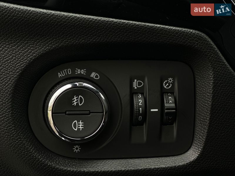 Хетчбек Opel Corsa-e 2021 в Львові