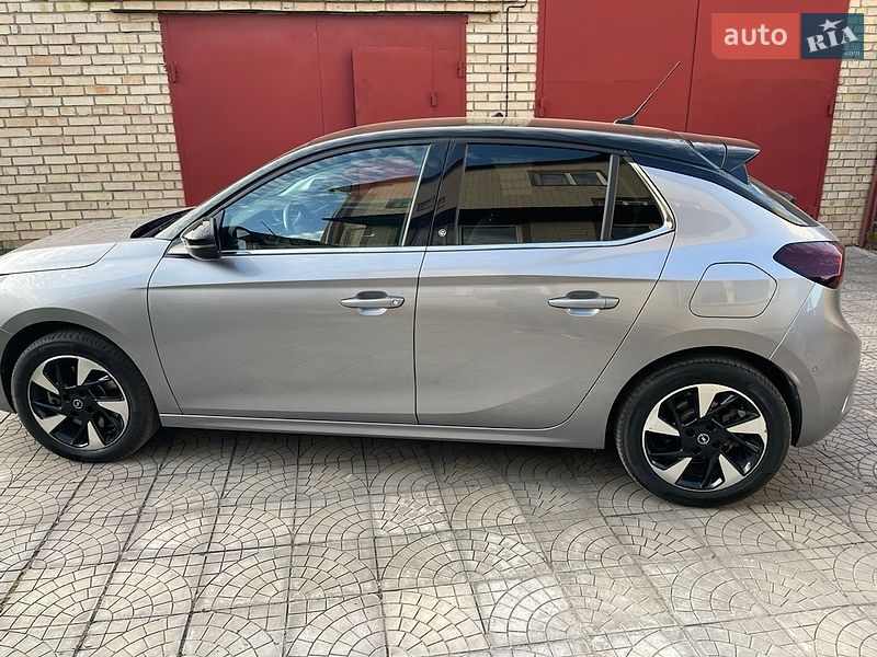 Хэтчбек Opel Corsa-e 2021 в Киеве