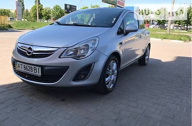 Купе Opel Corsa 2012 в Ивано-Франковске