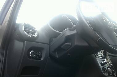 Хетчбек Opel Corsa 2011 в 