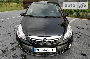 Хэтчбек Opel Corsa 2011 в Стрые