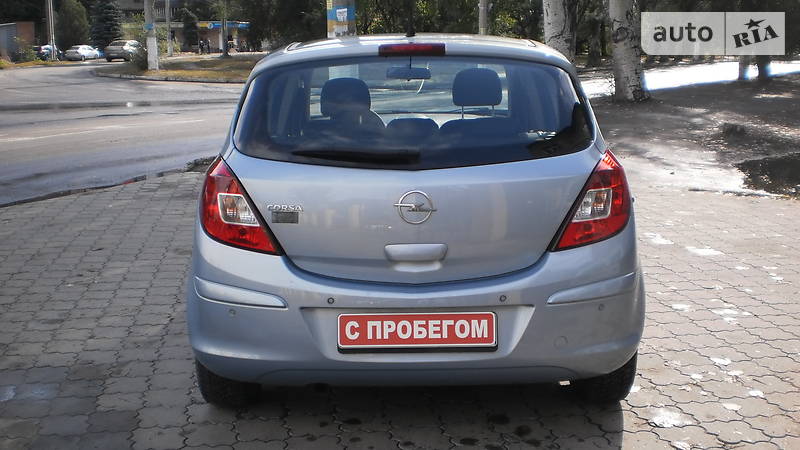 Хетчбек Opel Corsa 2009 в Слов'янську
