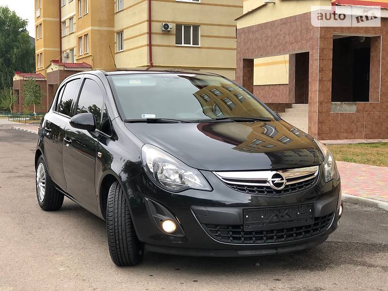 Хэтчбек Opel Corsa 2014 в Мукачево