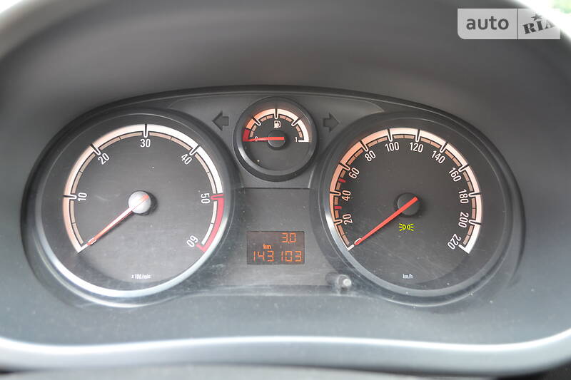 Хетчбек Opel Corsa 2009 в Калуші