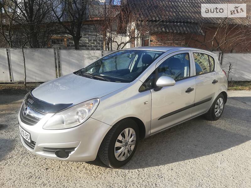 Седан Opel Corsa 2006 в Івано-Франківську