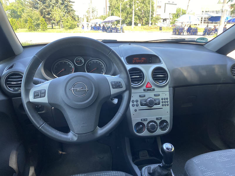Хетчбек Opel Corsa 2011 в Вінниці
