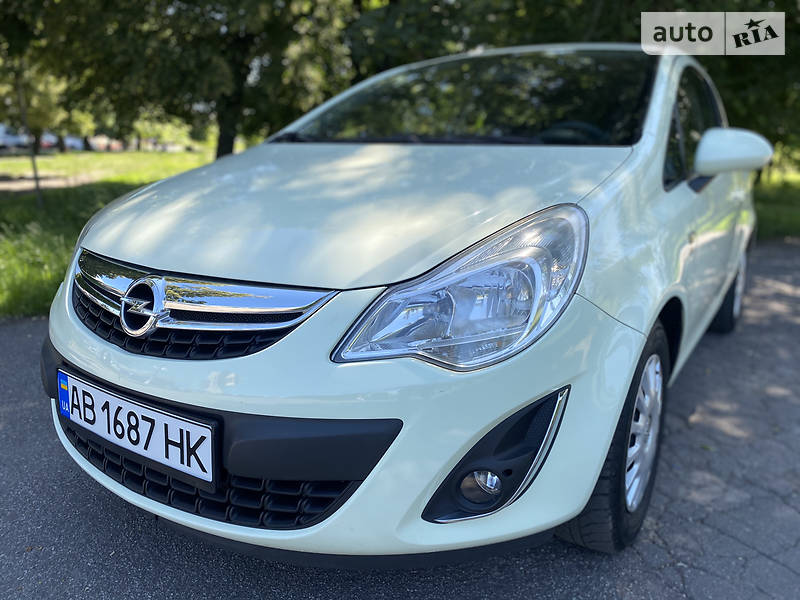 Хетчбек Opel Corsa 2011 в Вінниці