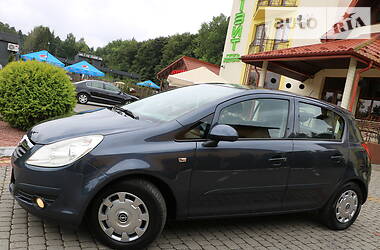 Хетчбек Opel Corsa 2007 в 