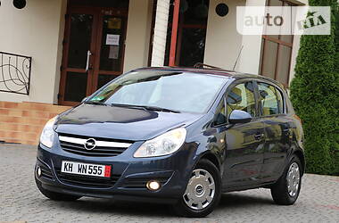 Хетчбек Opel Corsa 2007 в 