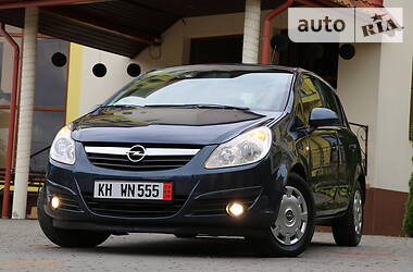 Хетчбек Opel Corsa 2007 в 