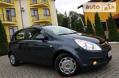 Хетчбек Opel Corsa 2007 в 