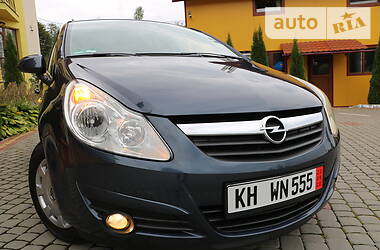 Хетчбек Opel Corsa 2007 в 