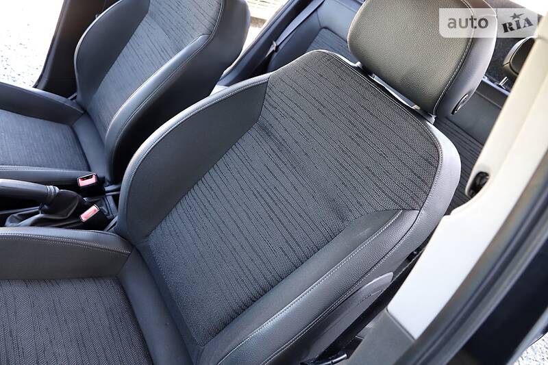 Хетчбек Opel Corsa 2015 в Дрогобичі