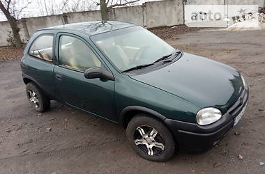 Хэтчбек Opel Corsa 1997 в Чигирине